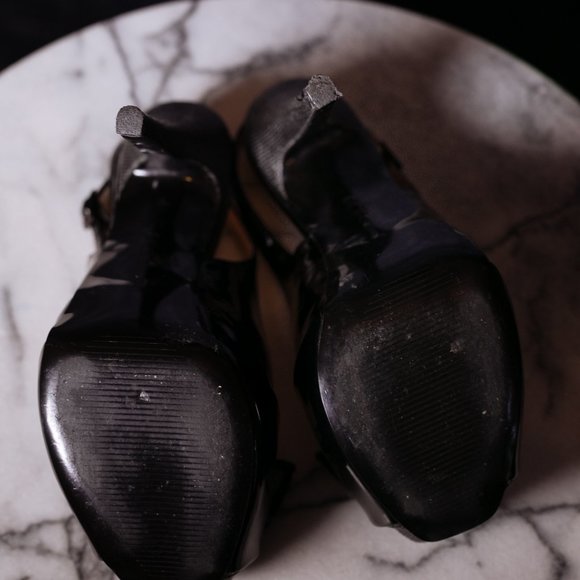 BCBGeneration black sling back, open-toe pump, size 36, 5-inch heel - Picture 11 of 11